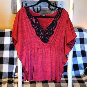 Red/black women's top, shirt in size xl